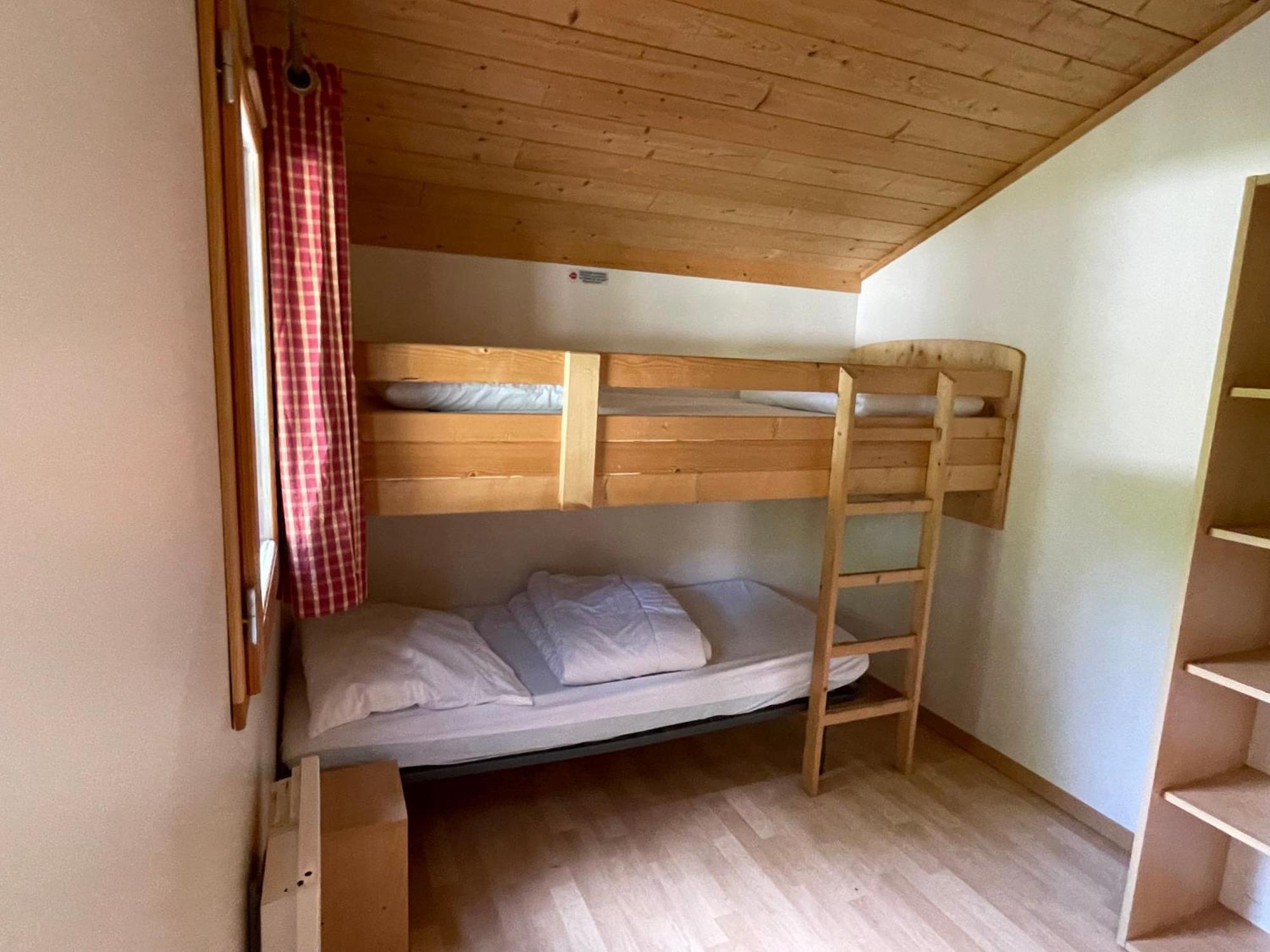 Camping Les Etoiles Saint-Sornin-Lavolps Eksteriør billede